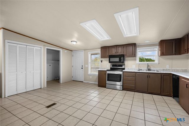 103 Julia Drive, Copperas Cove, TX 76522