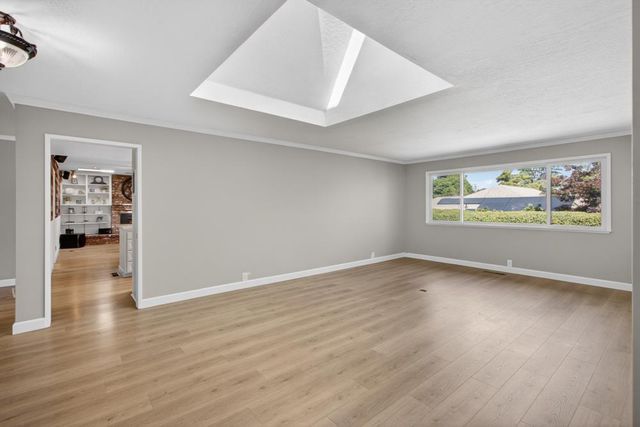 8509 Hans Engel Way, Fair Oaks, CA 95628