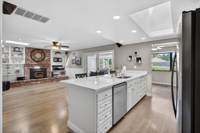 8509 Hans Engel Way, Fair Oaks, CA 95628