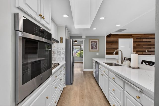 8509 Hans Engel Way, Fair Oaks, CA 95628