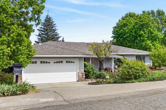 8509 Hans Engel Way, Fair Oaks, CA 95628