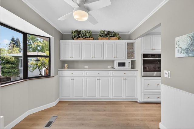 8509 Hans Engel Way, Fair Oaks, CA 95628