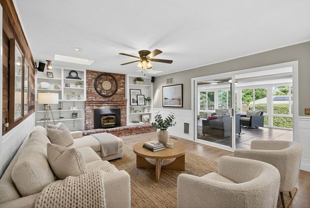 8509 Hans Engel Way, Fair Oaks, CA 95628