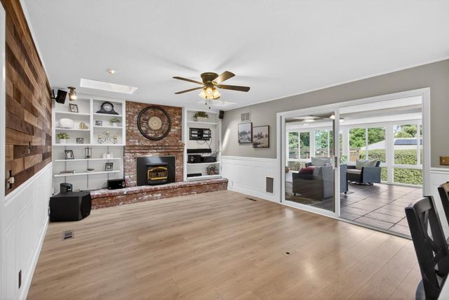 8509 Hans Engel Way, Fair Oaks, CA 95628