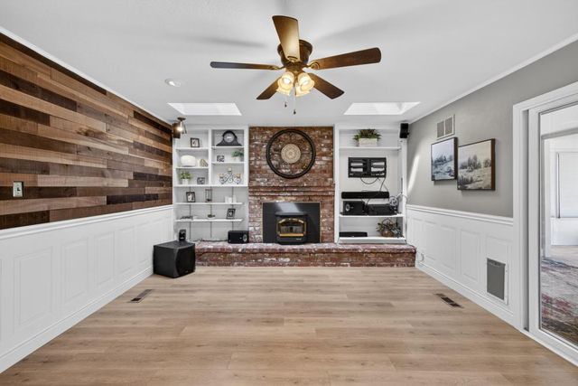 8509 Hans Engel Way, Fair Oaks, CA 95628