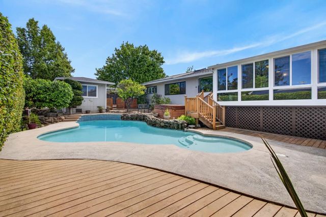 8509 Hans Engel Way, Fair Oaks, CA 95628