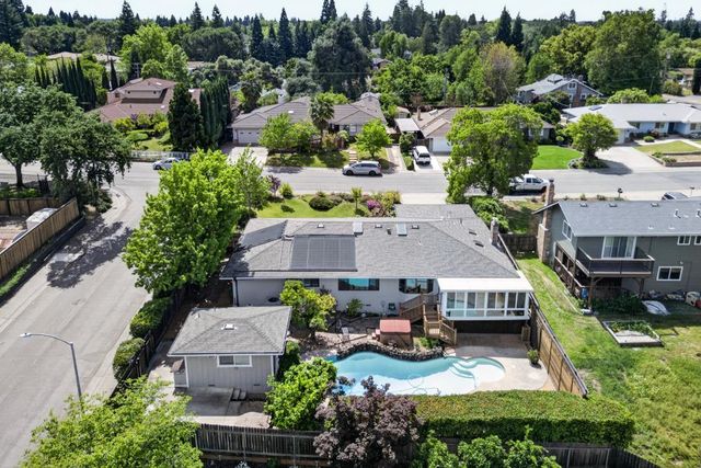 8509 Hans Engel Way, Fair Oaks, CA 95628