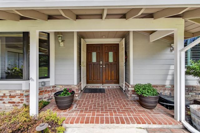 8509 Hans Engel Way, Fair Oaks, CA 95628