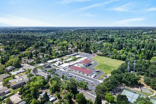 8509 Hans Engel Way, Fair Oaks, CA 95628