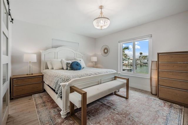 11425 5TH STREET E, Treasure Island, FL 33706