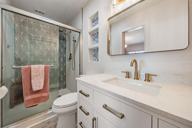 11425 5TH STREET E, Treasure Island, FL 33706