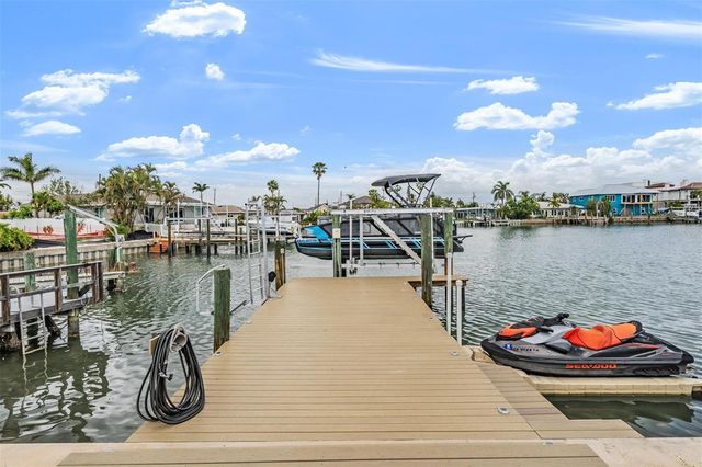 11425 5TH STREET E, Treasure Island, FL 33706