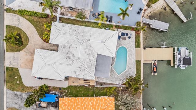 11425 5TH STREET E, Treasure Island, FL 33706