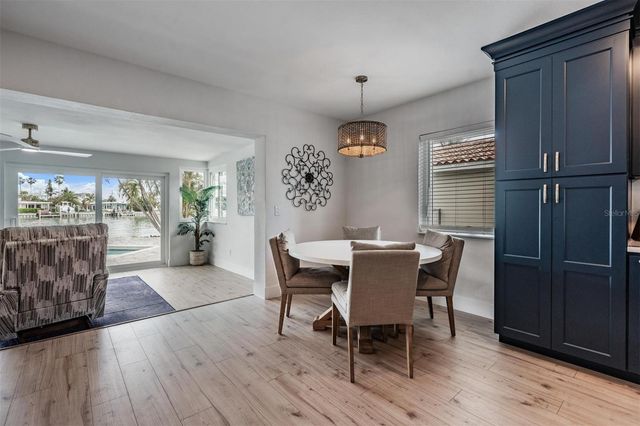 11425 5TH STREET E, Treasure Island, FL 33706