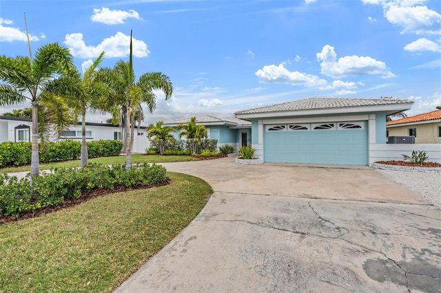 11425 5TH STREET E, Treasure Island, FL 33706
