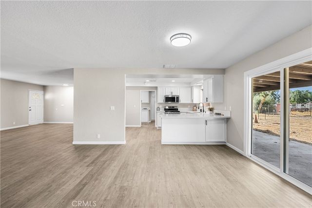 10157 E Avenue R8, Littlerock, CA 93543