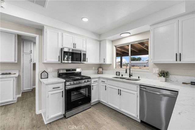 10157 E Avenue R8, Littlerock, CA 93543