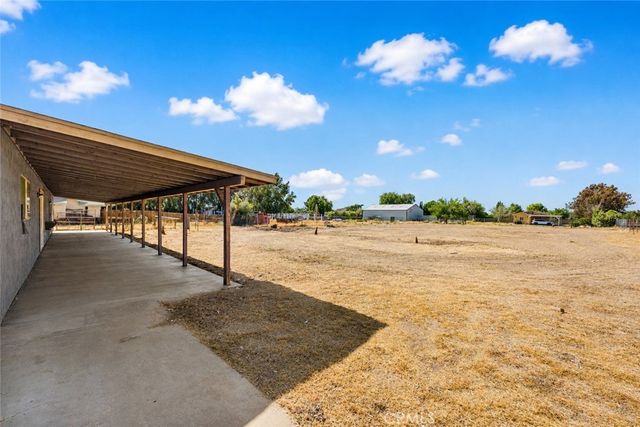 10157 E Avenue R8, Littlerock, CA 93543
