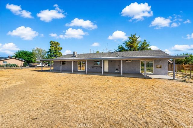 10157 E Avenue R8, Littlerock, CA 93543