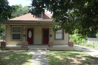 136 E DULLNIG CT, San Antonio, TX 78223