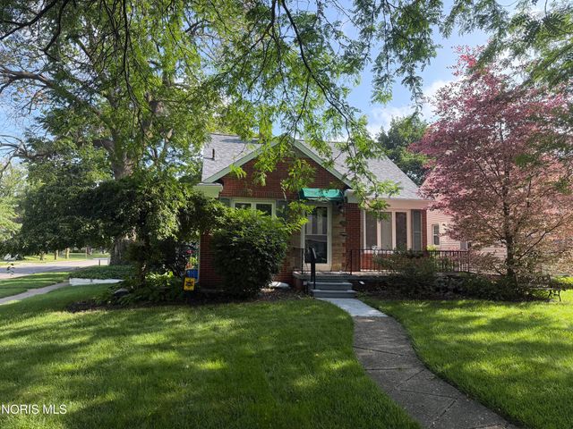 3158 Heatherdowns Boulevard, Toledo, OH 43614
