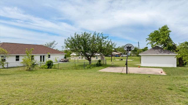 117 Paige Street, Weatherford, TX 76088