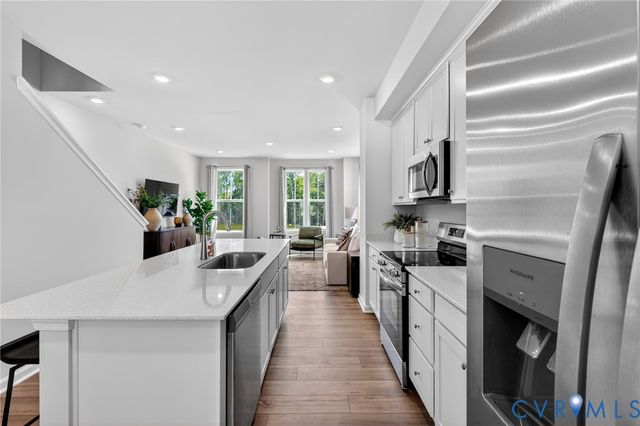 6035 Blue Iris Rd, Richmond, VA 23224