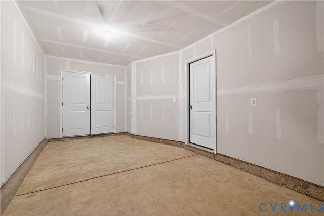 6035 Blue Iris Rd, Richmond, VA 23224