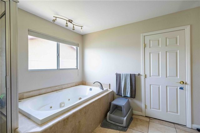 16605 Ottawa, Victorville, CA 92395