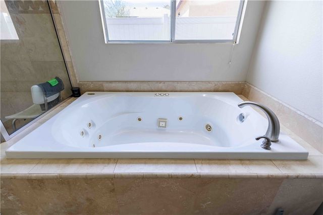 16605 Ottawa, Victorville, CA 92395