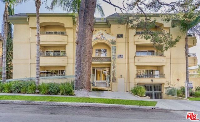 620 E Palm Avenue 204, Burbank, CA 91501