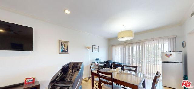 620 E Palm Avenue 204, Burbank, CA 91501