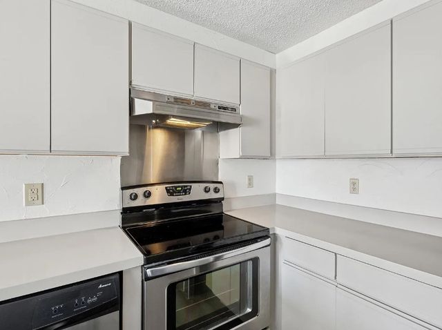 531 Ranch Trail 157, Irving, TX 75063