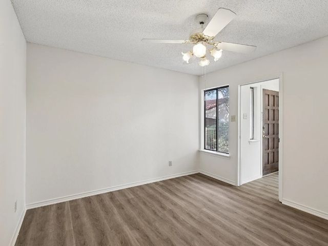 531 Ranch Trail 157, Irving, TX 75063