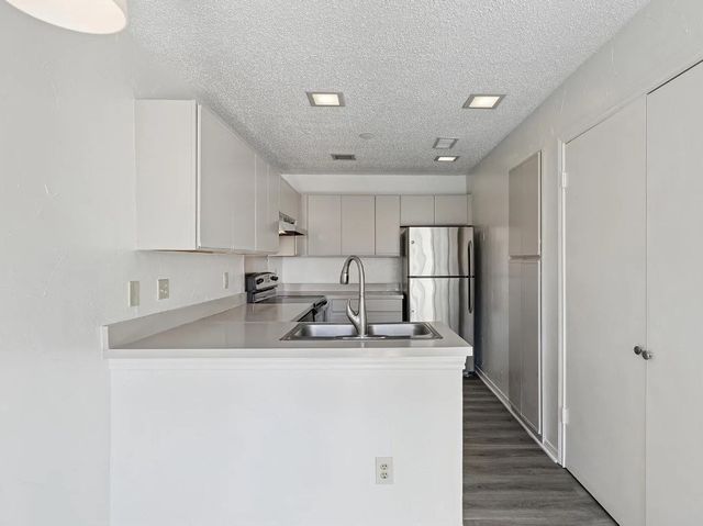 531 Ranch Trail 157, Irving, TX 75063