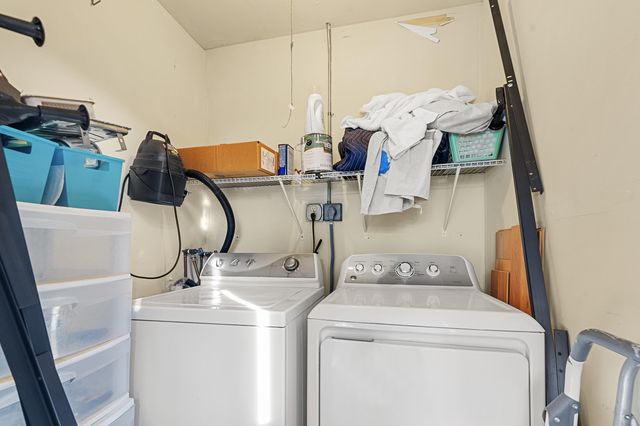 605 Flanders M, Delray Beach, FL 33484