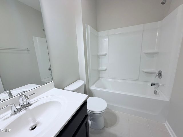 565 Grand Central Station, Apex, NC 27502