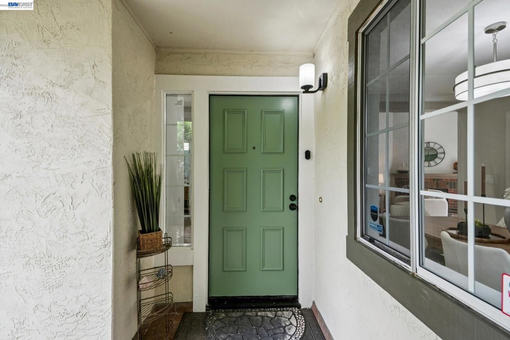 Image 5 of property listing at 34617 Winslow Ter, Fremont, CA 94555