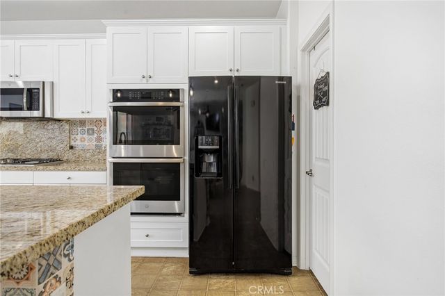 26130 Plumcot Drive, Corona, CA 92883