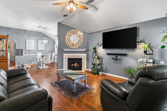 1823 Tomlinson Trail Drive, Houston, TX 77067