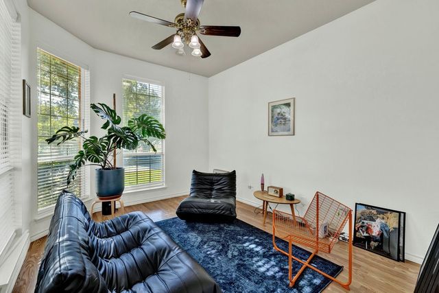 18 Equestrian Court, Mansfield, TX 76063