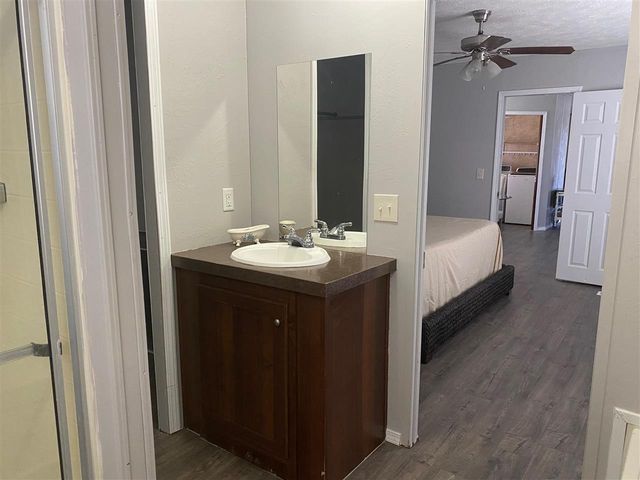 320 Lakeview Avenue, Apache, OK 73006