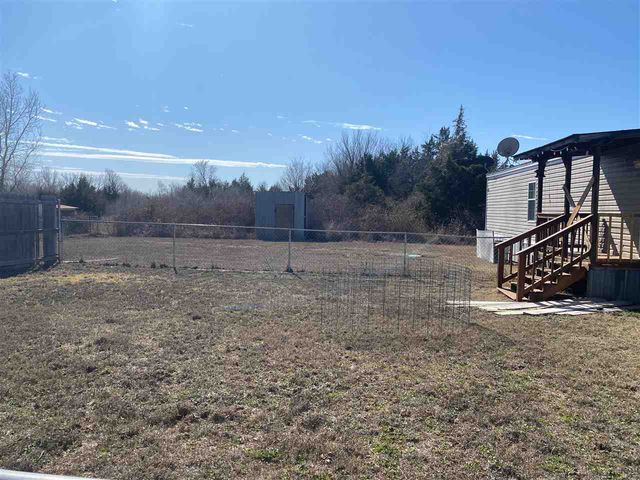 320 Lakeview Avenue, Apache, OK 73006