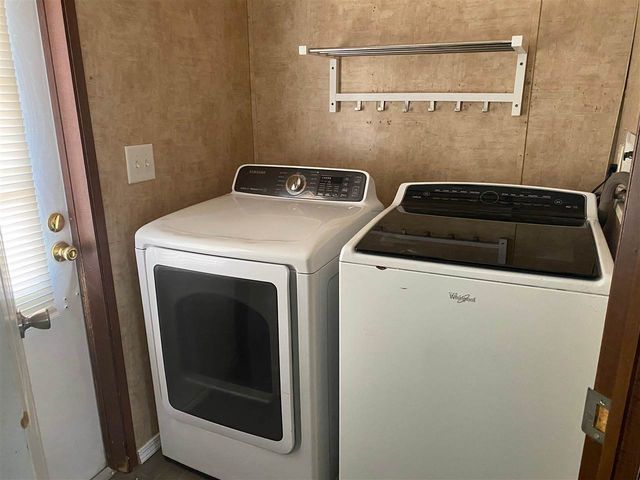 320 Lakeview Avenue, Apache, OK 73006