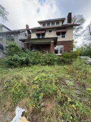 313 Monterey Street, Highland Park, MI 48203