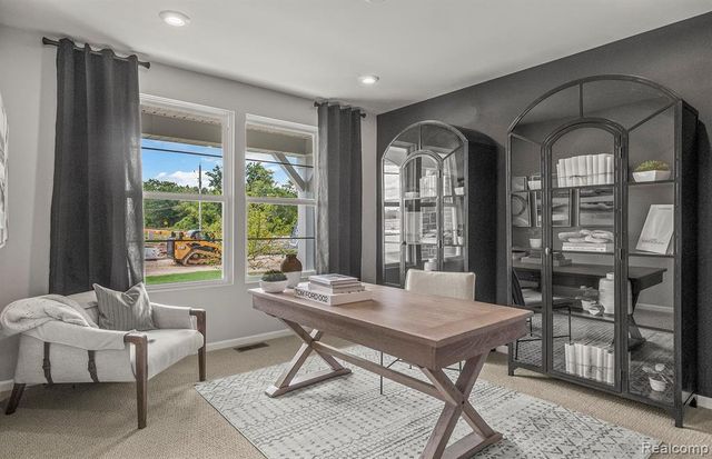 635 Gretchen Lane, Saline, MI 48176