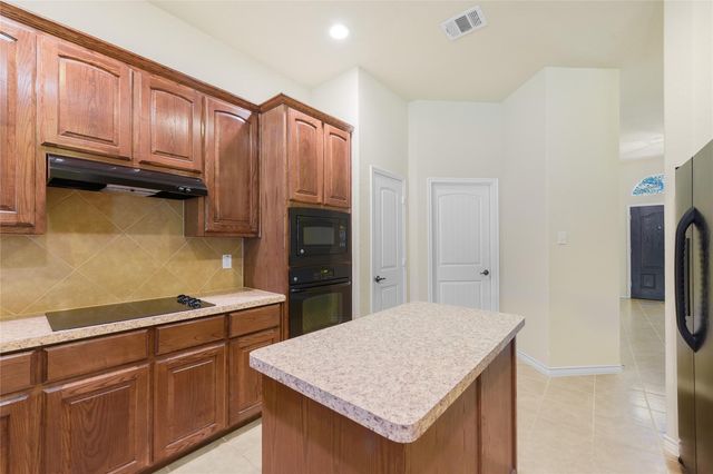 702 Ireland Way, Wylie, TX 75098