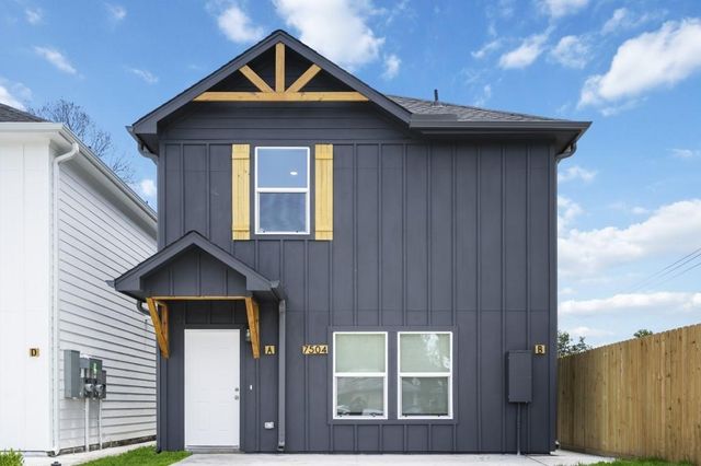 7504 Laura Koppe Road A and B, Houston, TX 77028