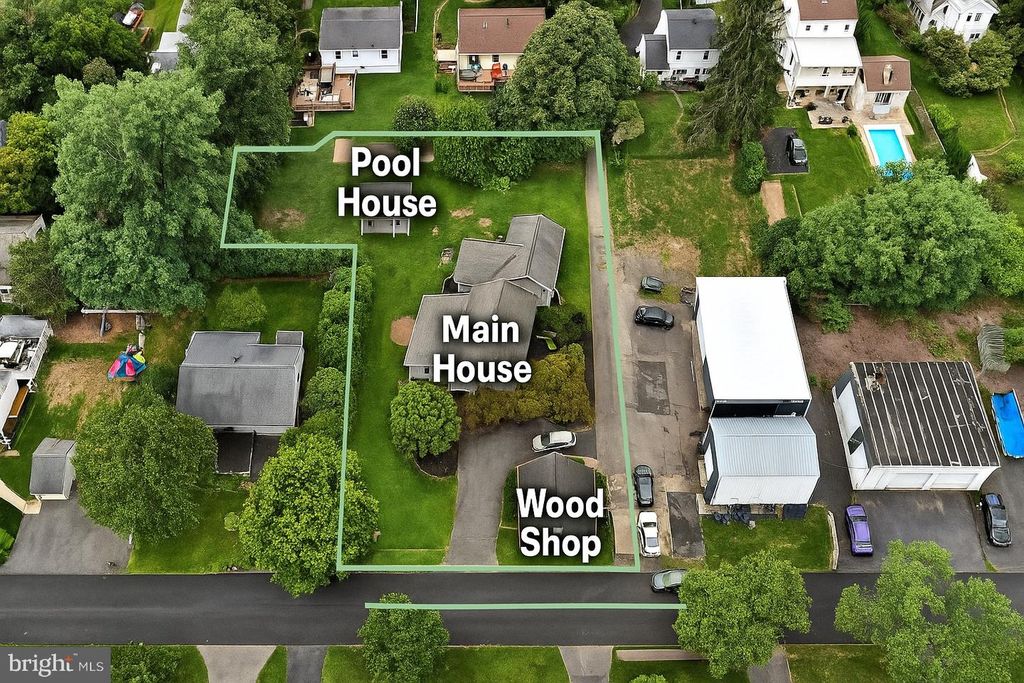 524 WASHINGTON AVE, Langhorne, PA 19047