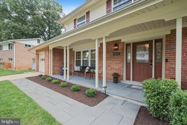 5319 STONINGTON DR, Fairfax, VA 22032